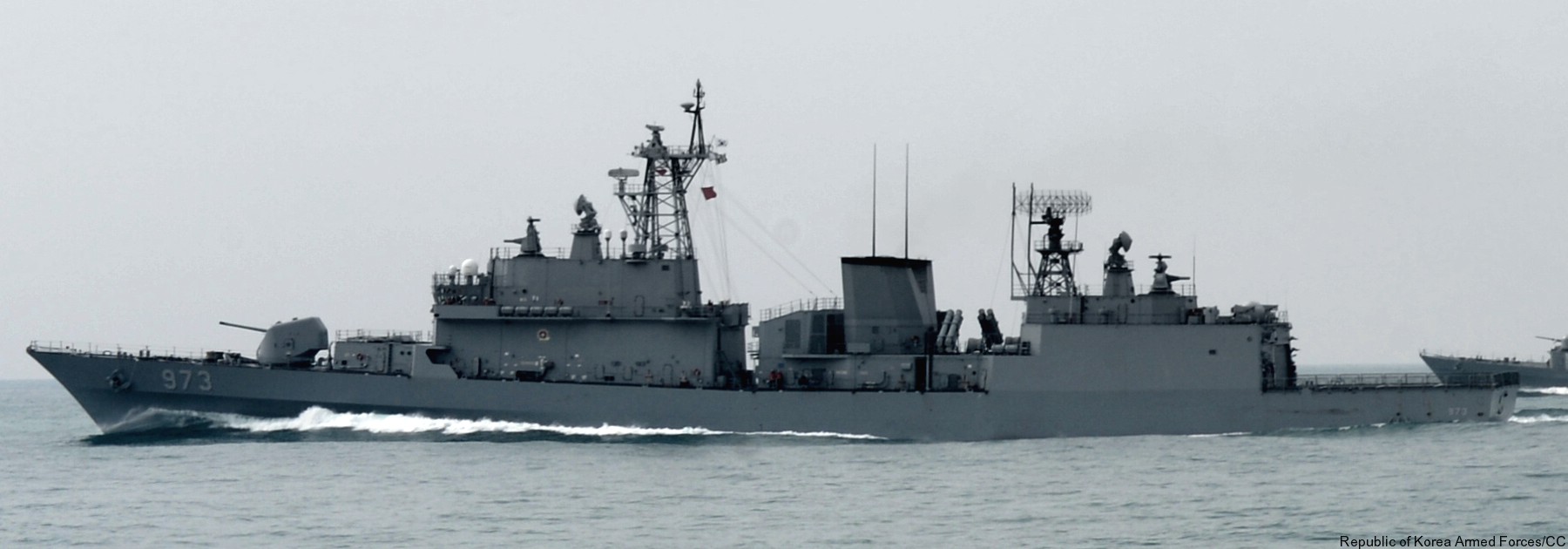 ddh-973 roks yang man-chun gwanggaeto the great class destroyer republic of korea navy rokn sea sparrow missile helicopter lynx mk.99a 08