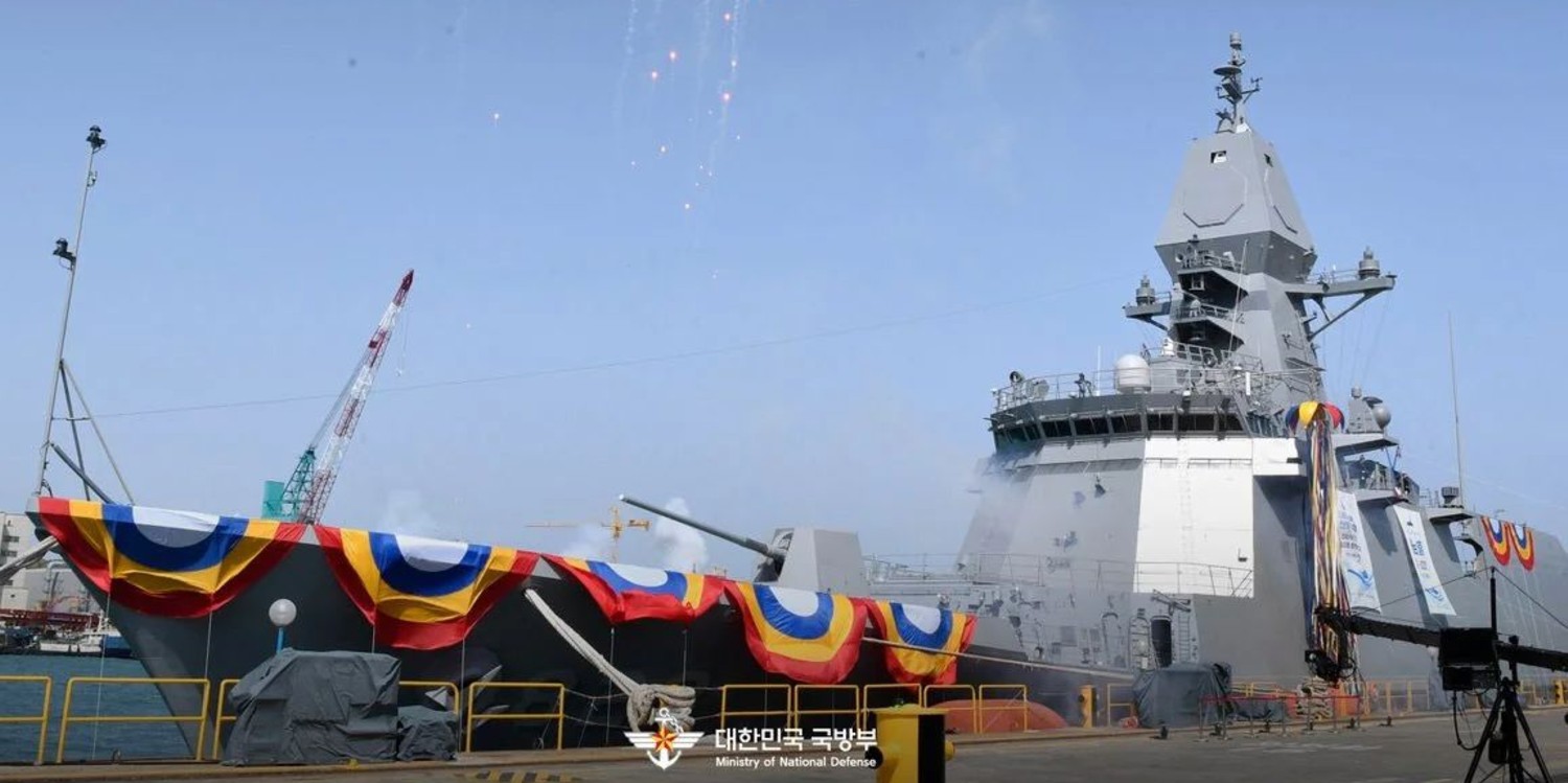 ffg-828 roks chungnam guided missile frigate republic korea navy 04