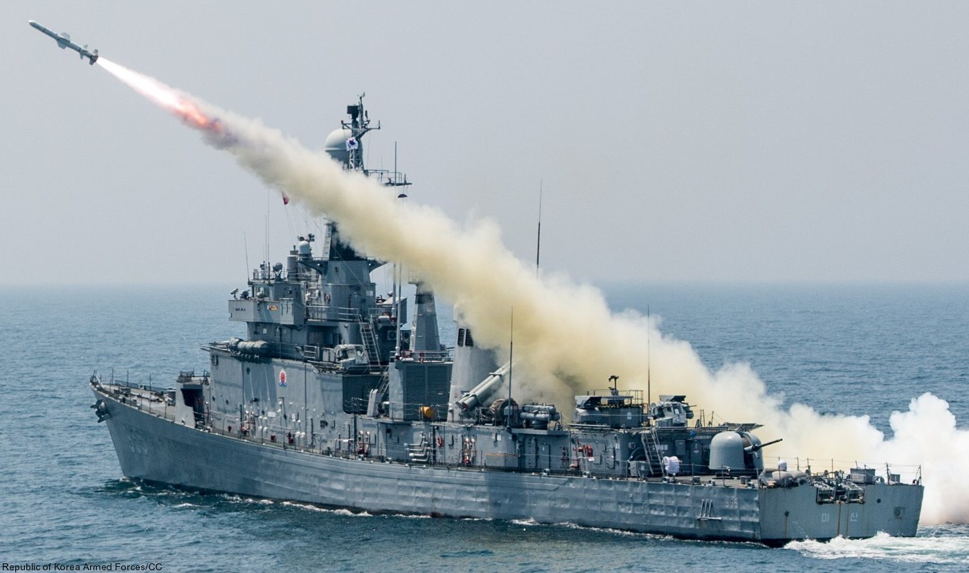 ff-955 roks masan ulsan class frigate republic of korea navy rokn 02 rgm-84 harpoon ssm missile