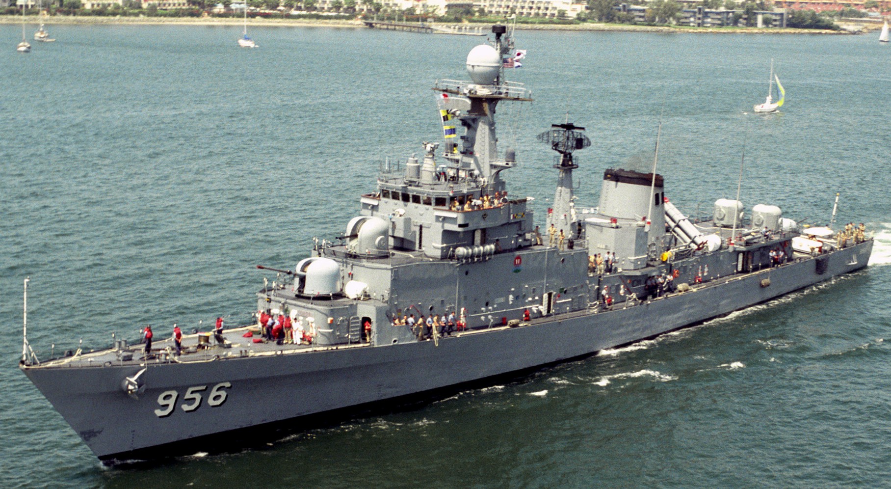 ff-956 roks gyeongbuk ulsan class frigate republic of korea navy rokn 05