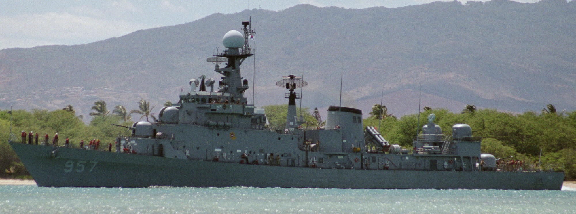 ff-957 roks jeonnam ulsan class frigate republic of korea navy rokn 03