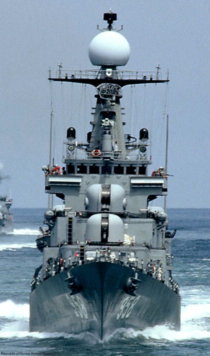 ff-958 roks jeju ulsan class frigate republic of korea navy rokn 03
