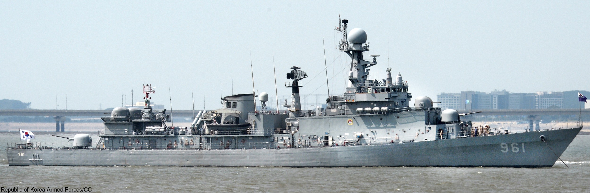 ff-961 roks cheongju ulsan class frigate republic of korea navy rokn 02