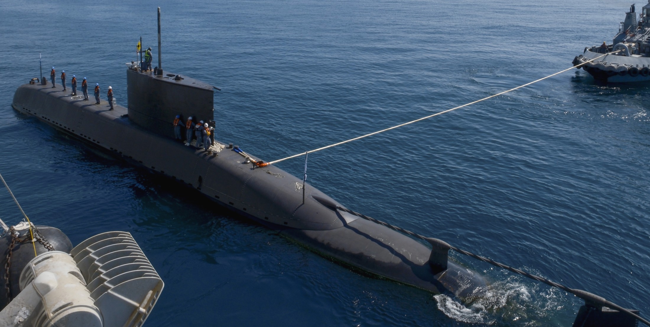 ss-069 roks na daeyong jang bogo class kss-i type 209-1200 attack submarine republic of korea navy rokn 07 apra guam