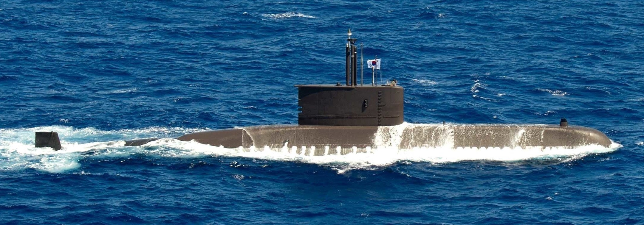 ss-071 roks lee eokgi jang bogo class kss-i type 209-1200 attack submarine republic of korea navy rokn 533mm sut torpedo ugm-84 harpoon ssm 11