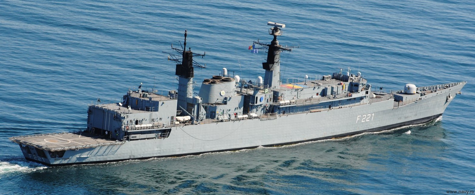 f-221 ros regele ferdinand frigate romanian navy type 22 broadsword class 04