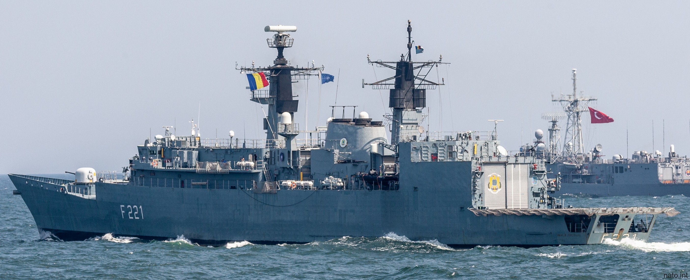 f-221 ros regele ferdinand frigate romanian navy type 22 broadsword class 12