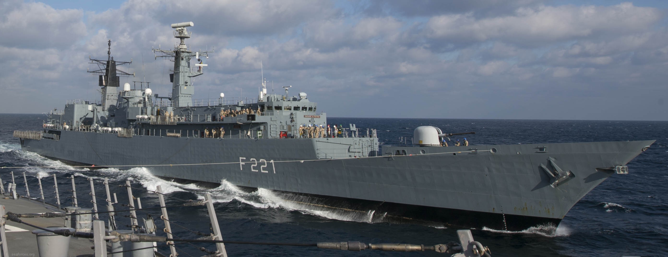f-221 ros regele ferdinand frigate romanian navy type 22 broadsword class 25