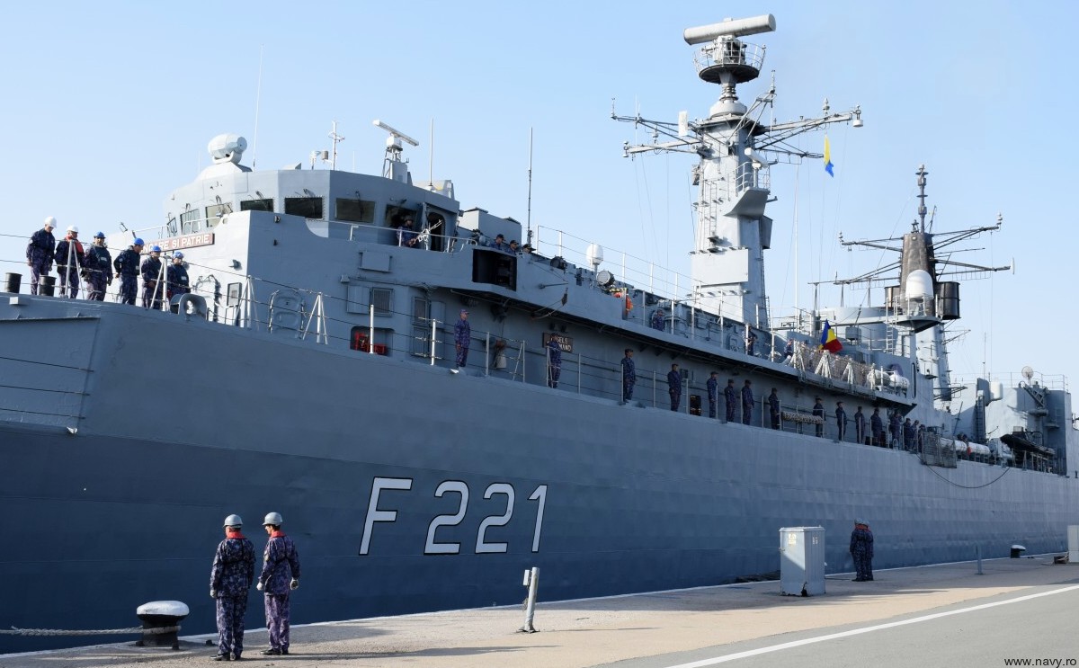 f-221 ros regele ferdinand frigate romanian navy type 22 broadsword class 50 constanta