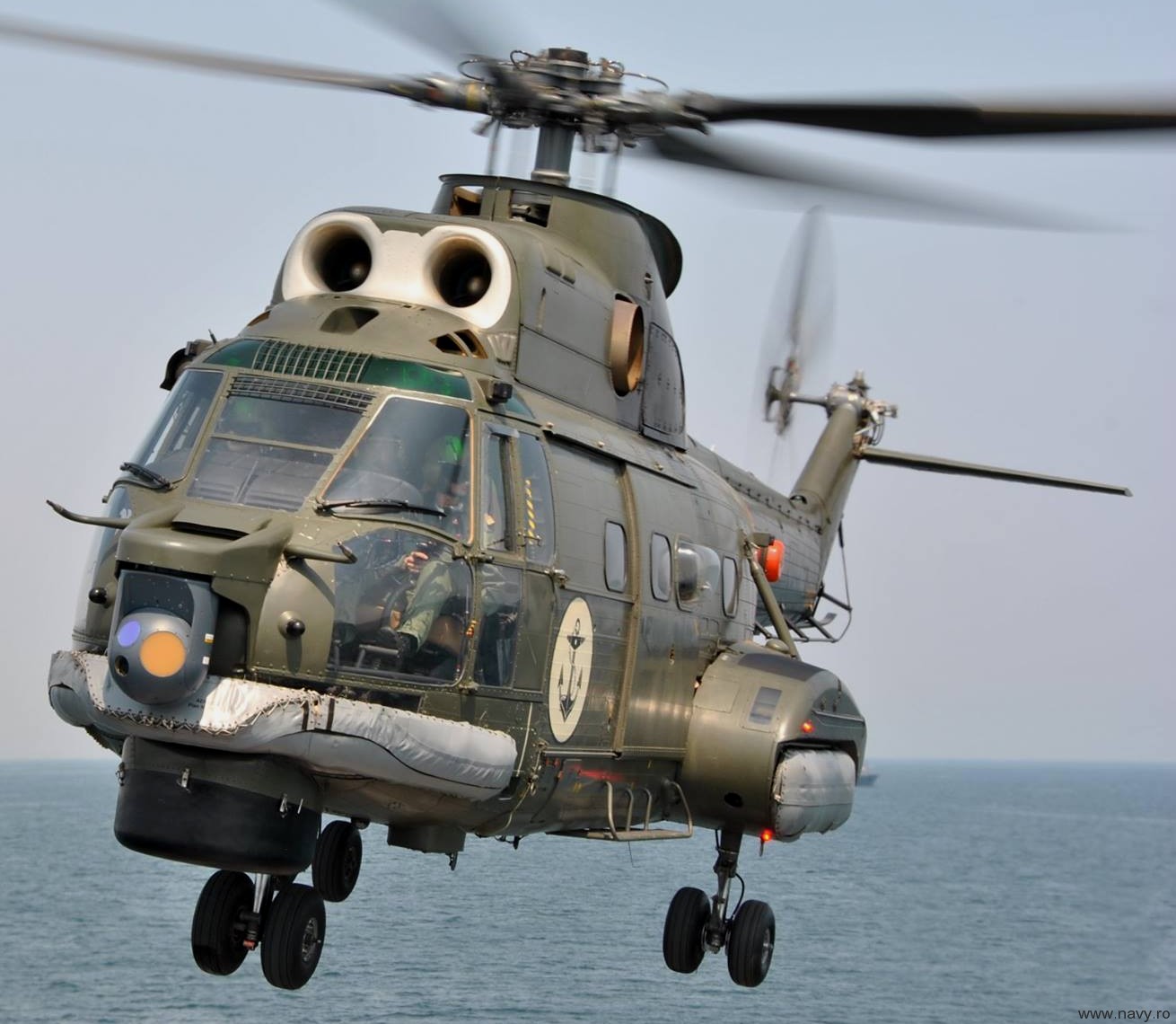 iar-330 naval helicopter puma romanian navy forțele navale române 06