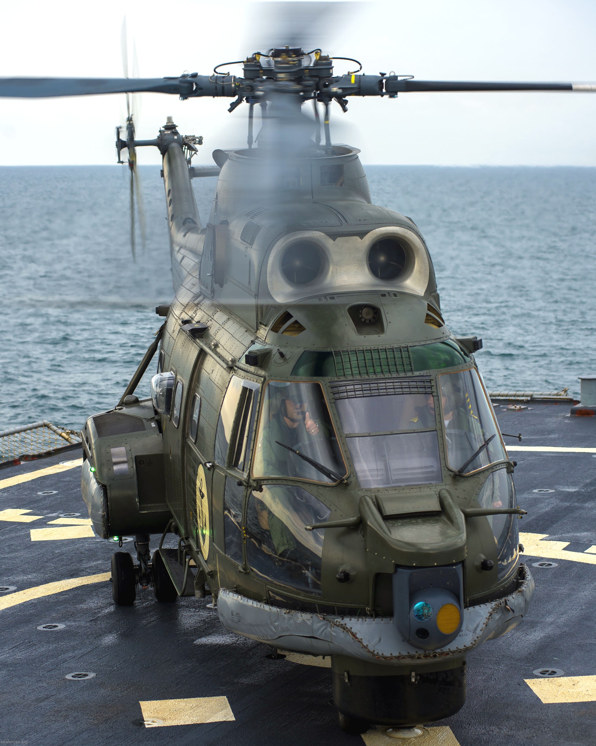 iar-330 naval helicopter puma romanian navy forțele navale române 26