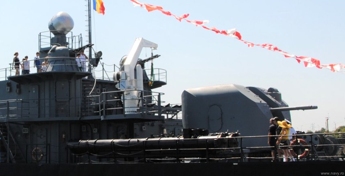 f-260 amiral petre barbuneanu tetal-i class corvette romanian navy 04a ak-276 gun
