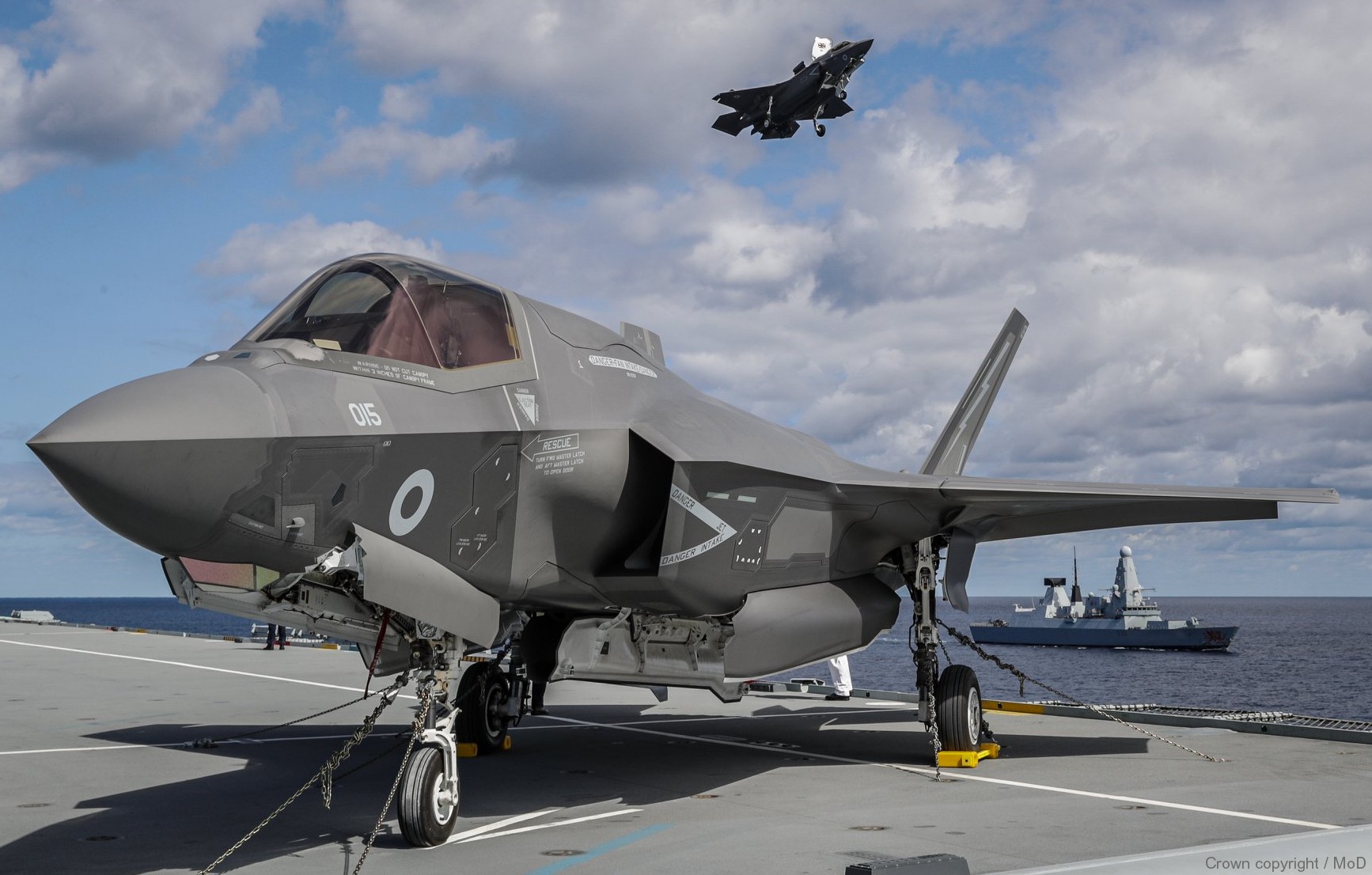 lockheed martin bae f-35b lightning ii royal navy air force 02x hms queen elizabeth r-08