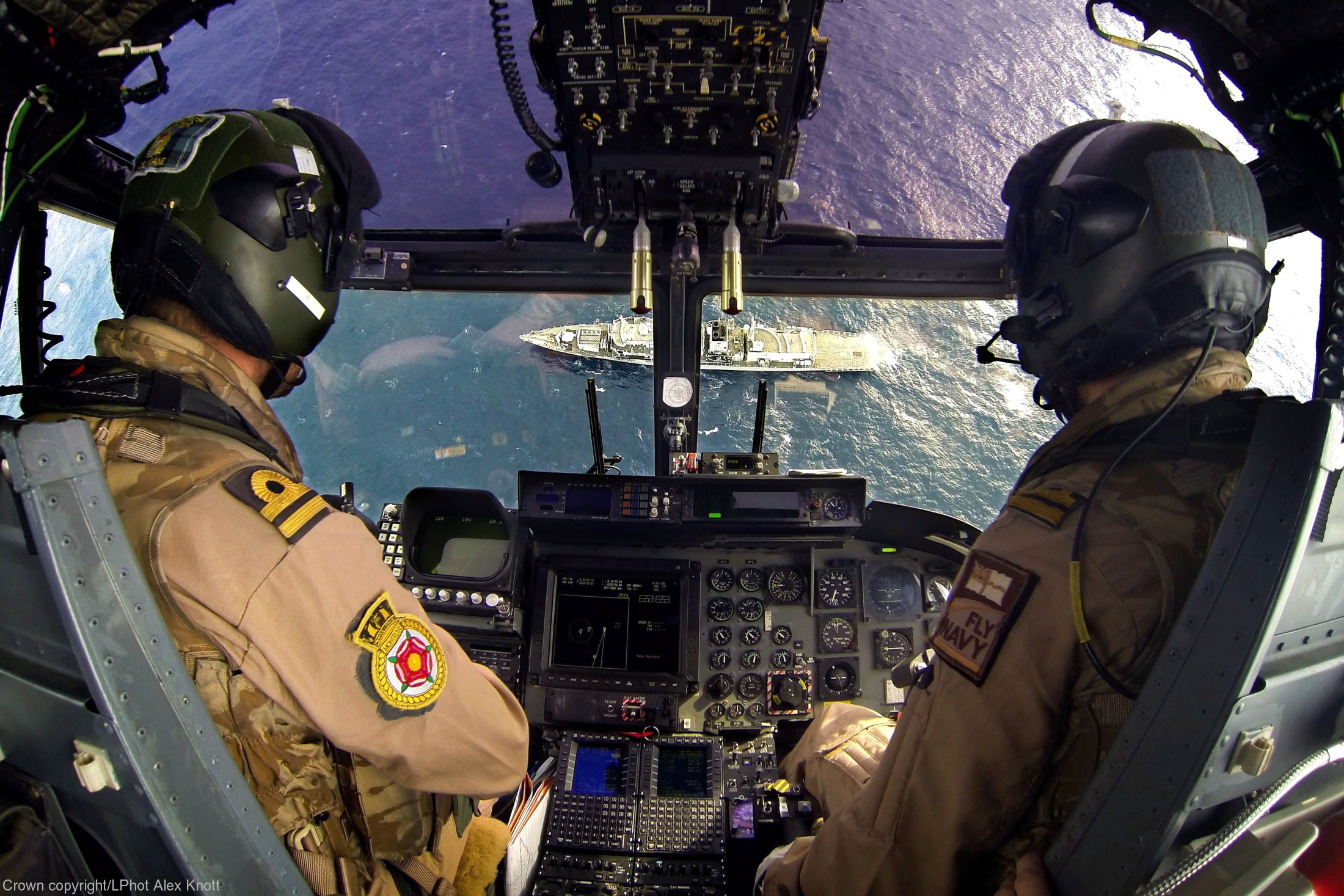 lynx has.3 naval helicopter royal navy westland nas squadron rnas 02 cockpit