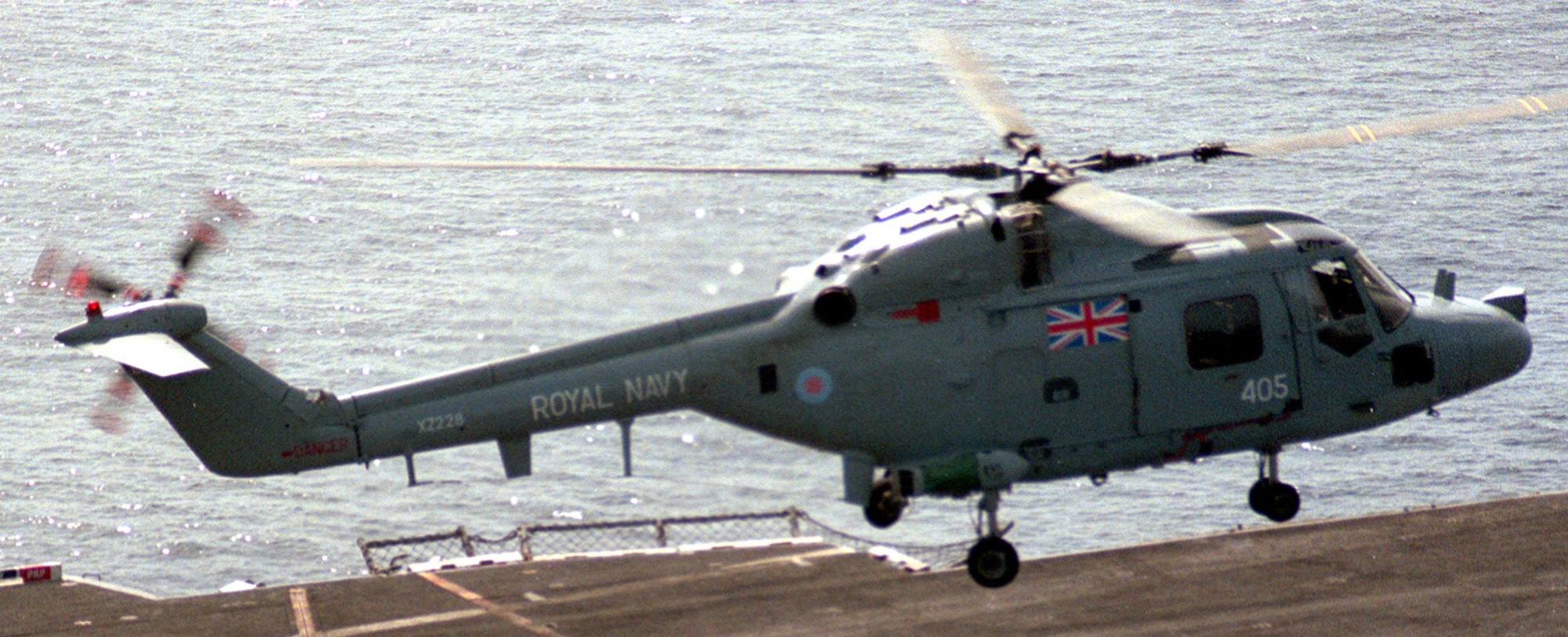 lynx has.3 naval helicopter royal navy westland nas squadron rnas 12