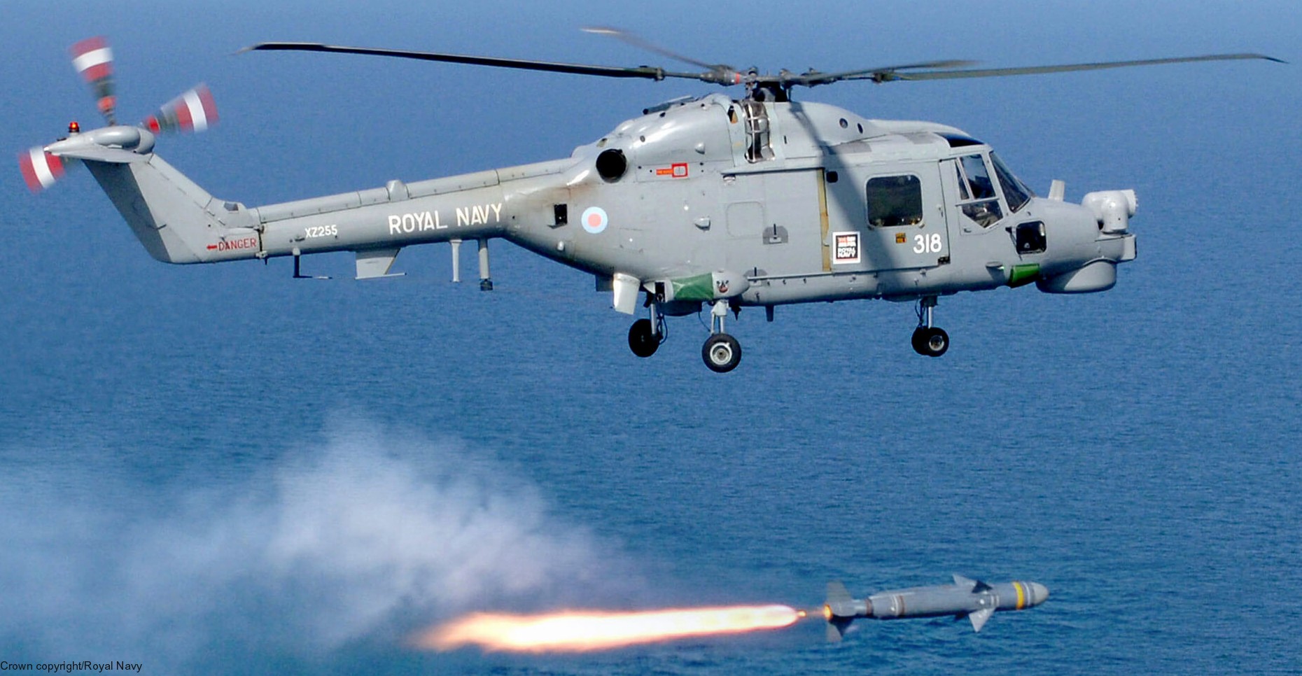 lynx hma.8 naval helicopter royal navy westland nas squadron rnas 02 sea skua anti-ship missile