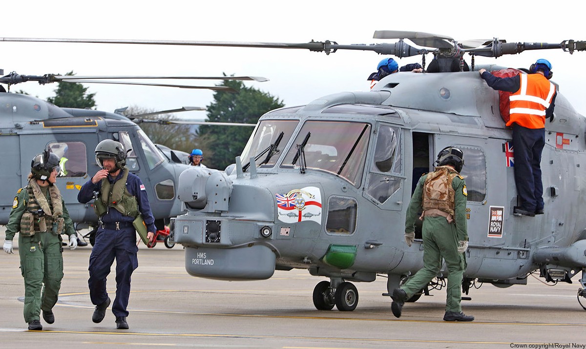 lynx hma.8 naval helicopter royal navy westland nas squadron rnas 34 final flight yeovilton