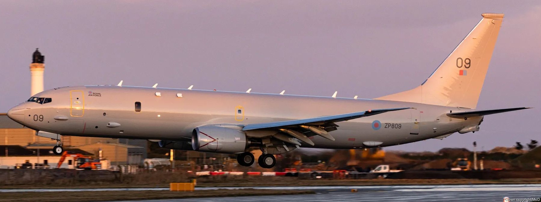 boeing poseidon mra1 maritime patrol reconnaissance aircraft royal air force zp809 41