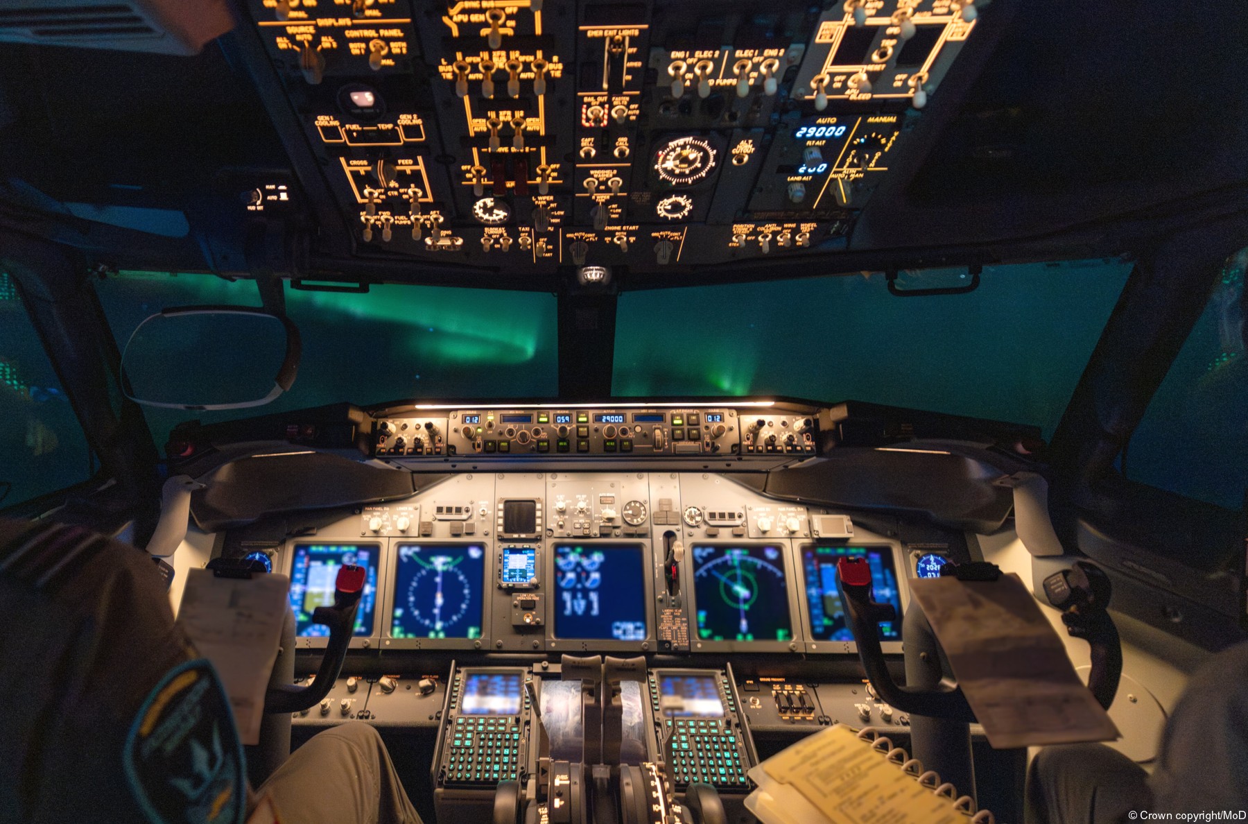 boeing poseidon mra1 maritime patrol reconnaissance aircraft royal air force raf lossiemouth cockpit view 45