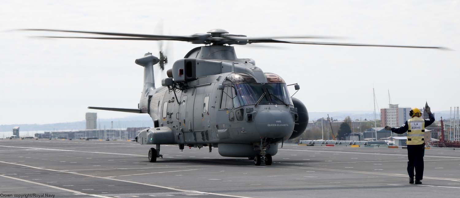 merlin hm mark 2 asac aew crowsnest airborne surveillance control helicopter royal navy fleet air arm agusta westland leonardo 820 nas 13