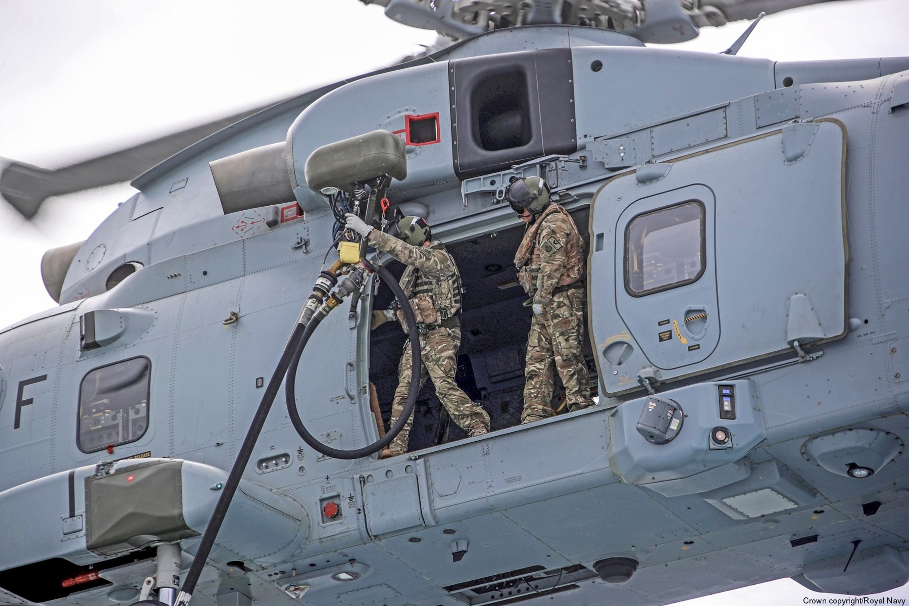 merlin hc4 mk.4 commando helicopter force chf royal navy 845 846 naval air squadron rnas yeovilton aw101 46