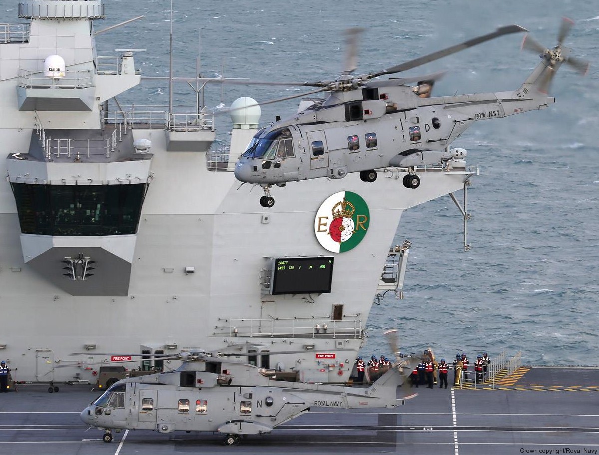merlin hc4 mk.4 commando helicopter force chf royal navy 845 846 naval air squadron rnas yeovilton aw101 50 hms queen elizabeth