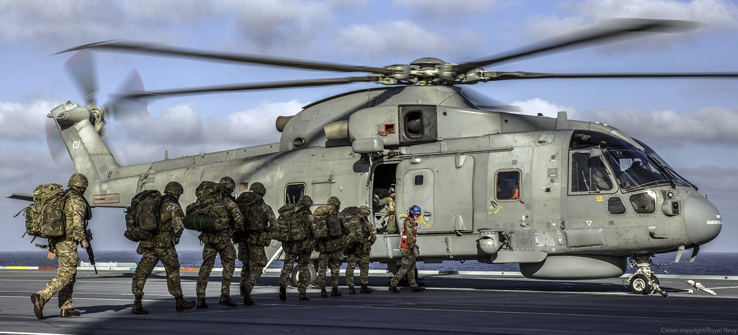 merlin hm2 helicopter royal navy agusta westland aw101 leonardo naval air squadron nas rnas culdrose 28