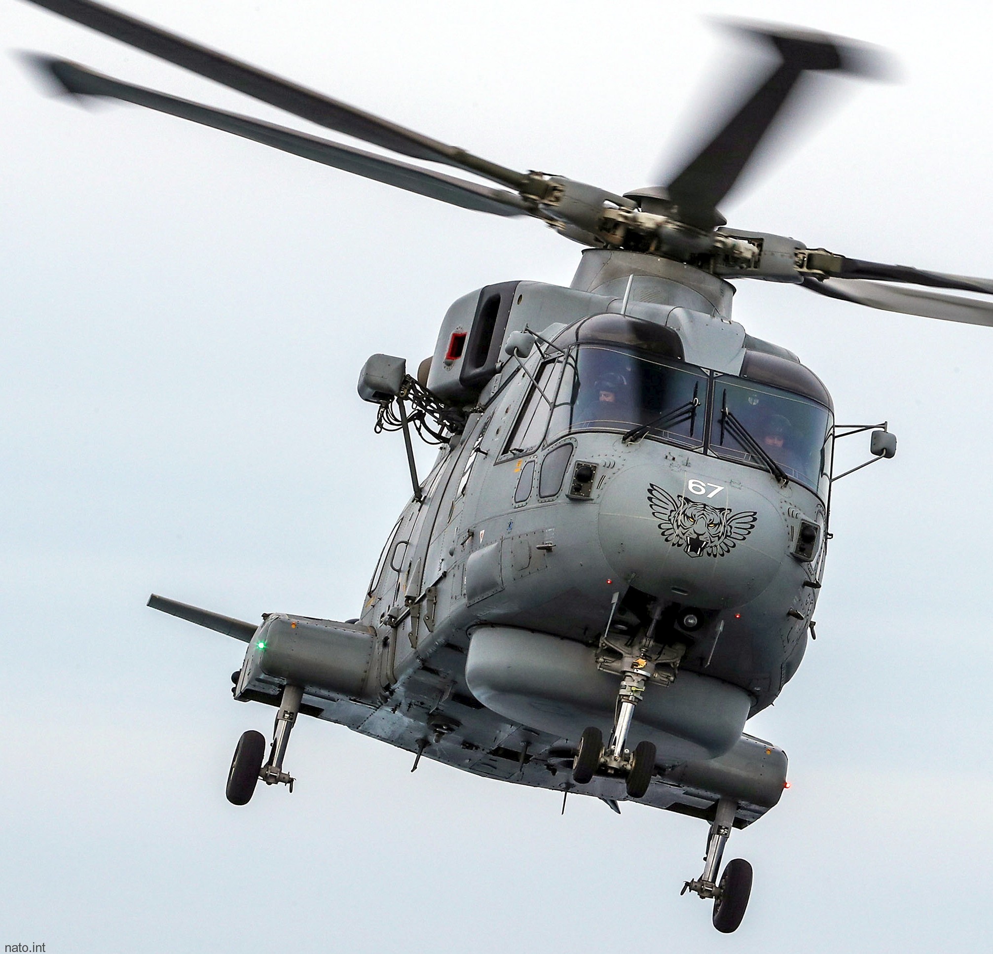 merlin hm2 helicopter royal navy agusta westland aw101 leonardo naval air squadron nas rnas culdrose 52