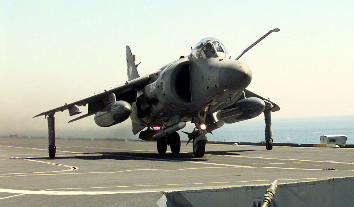 sea harrier fa.2 royal navy fleet air arm faa bae nas squadron aircraft carrier rnas 16