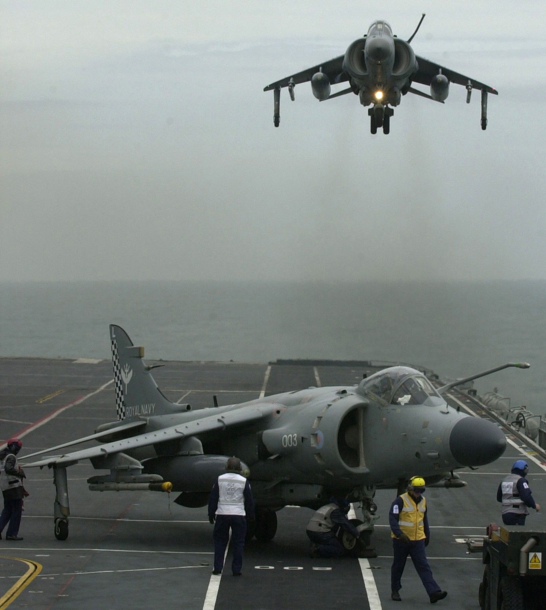 sea harrier fa.2 royal navy fleet air arm faa bae nas squadron aircraft carrier rnas 17