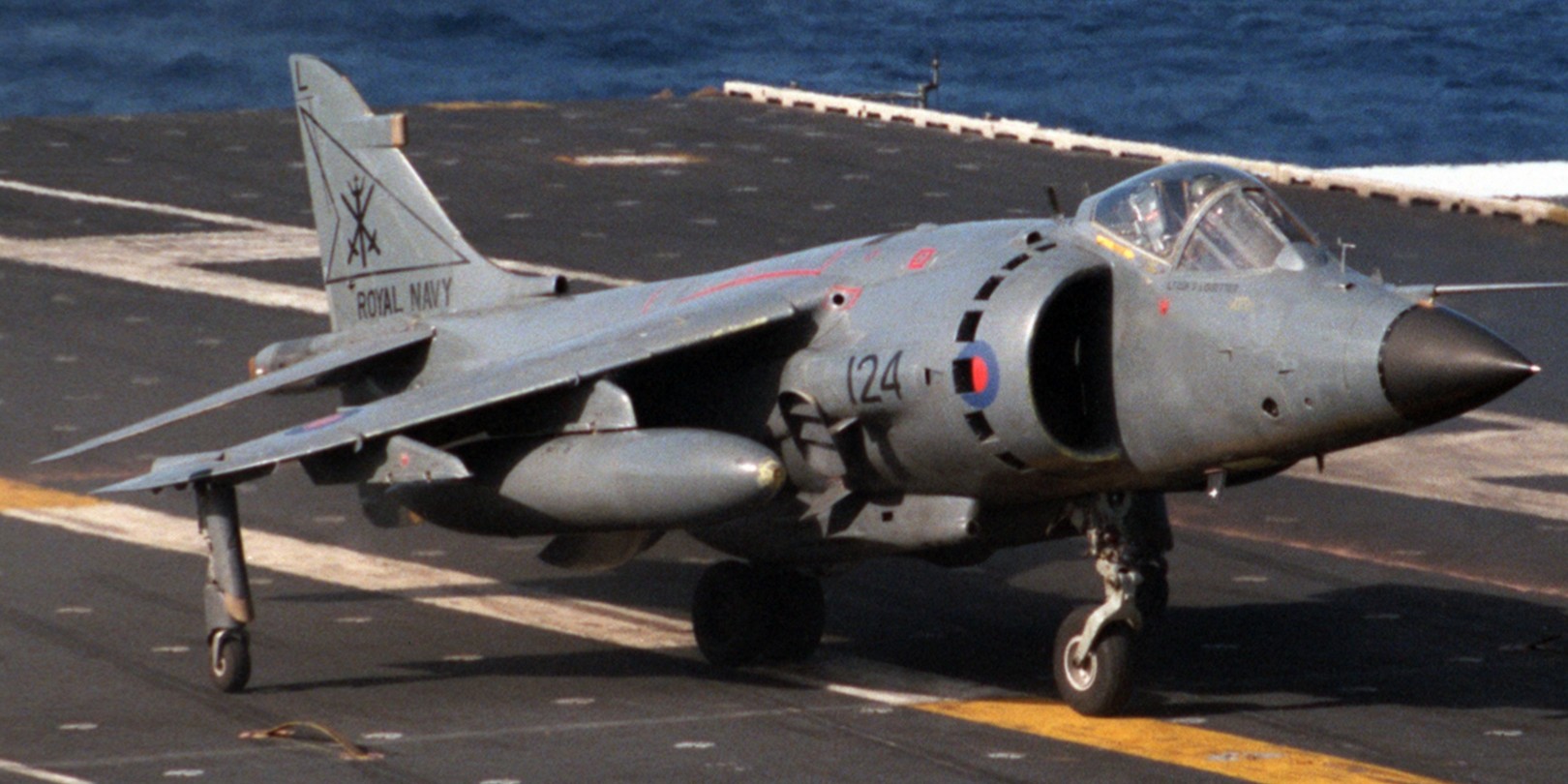 sea harrier frs.1 royal navy fleet air arm faa bae nas squadron aircraft carrier rnas 09