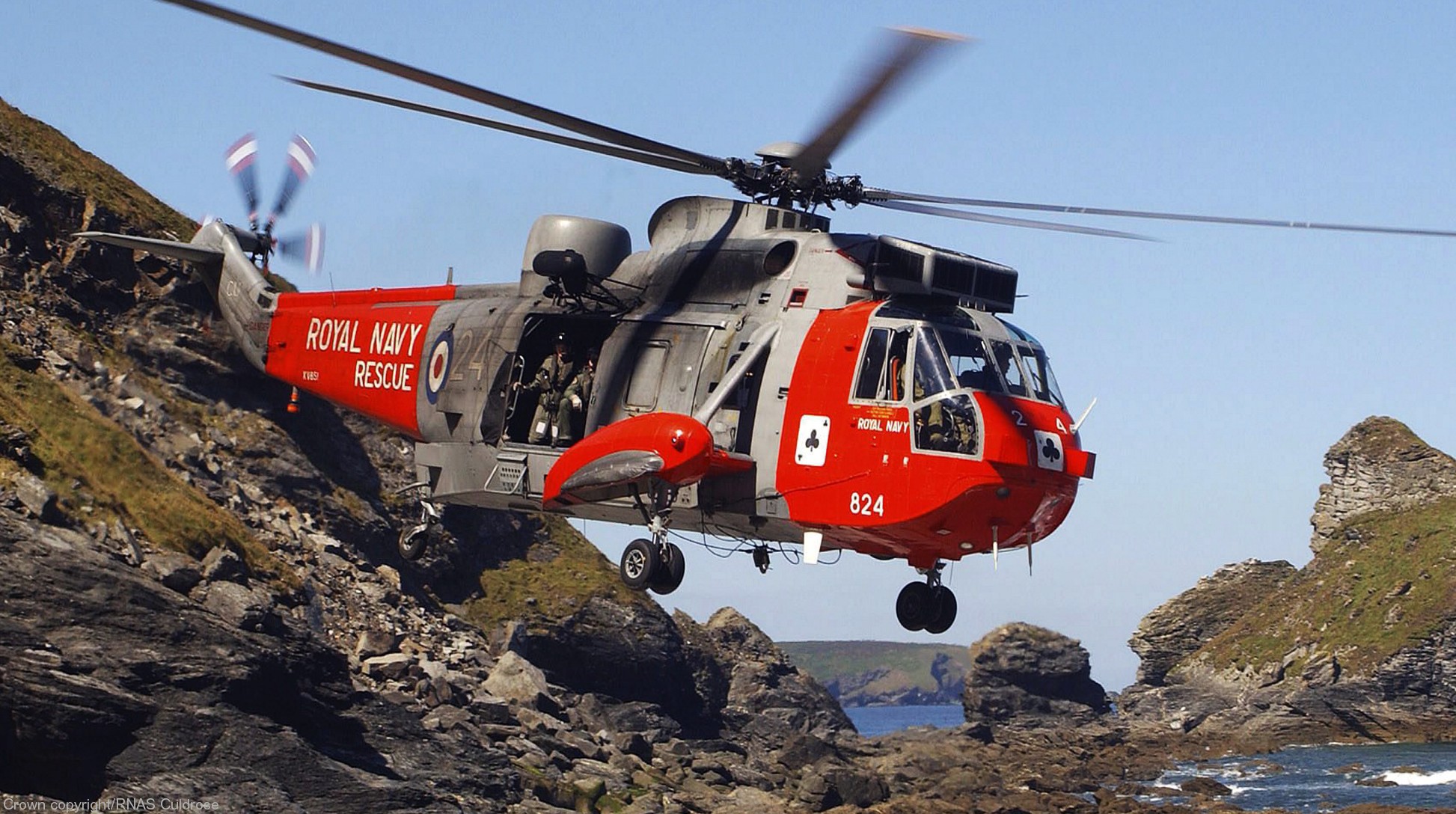 sea king har.5 search rescue helicopter royal navy westland nas squadron rnas 02