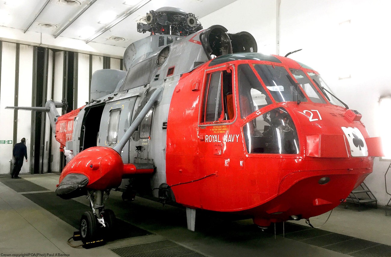sea king har.5 search rescue helicopter royal navy westland nas squadron rnas 07