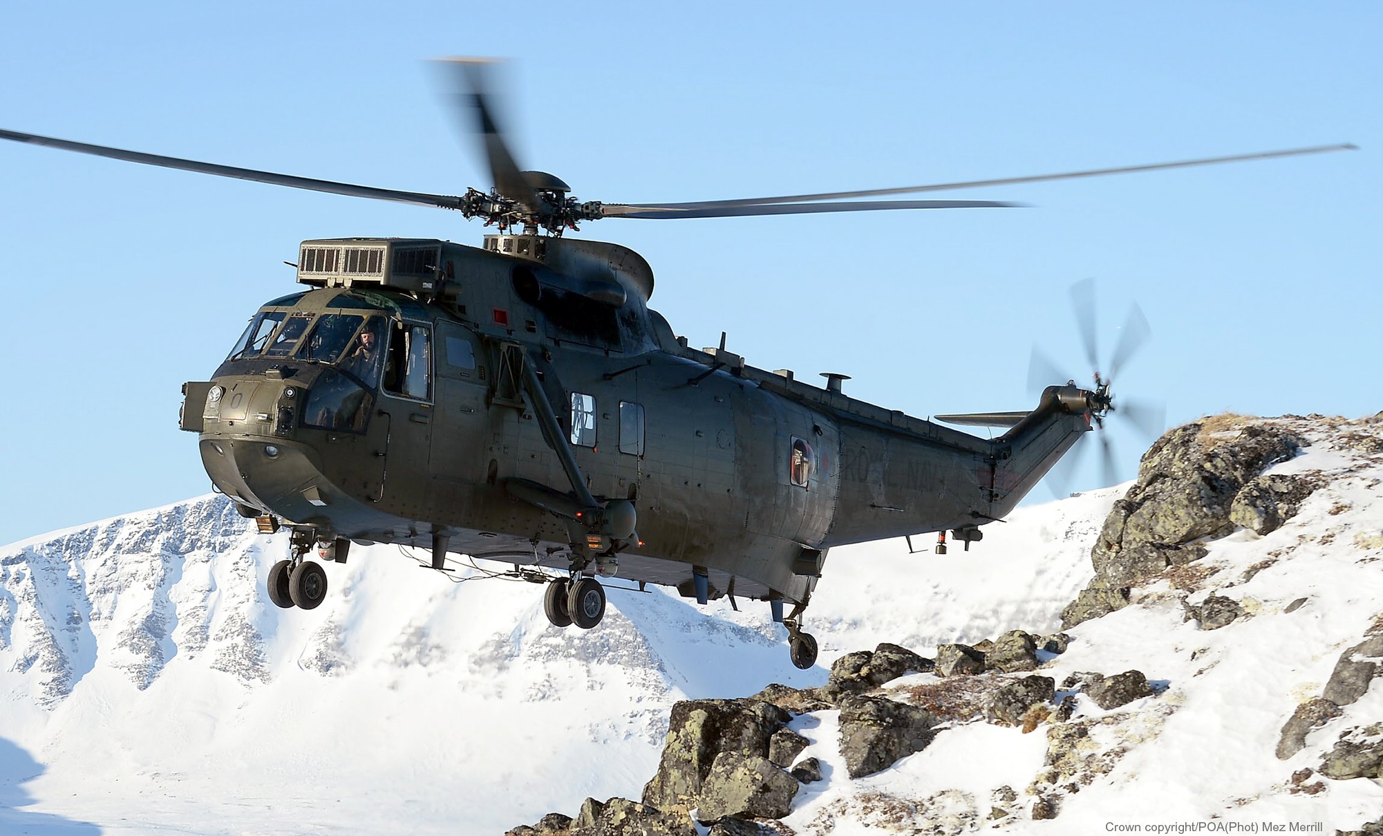 sea king hc.4 helicopter royal navy commando assault marines westland nas squadron rnas 35
