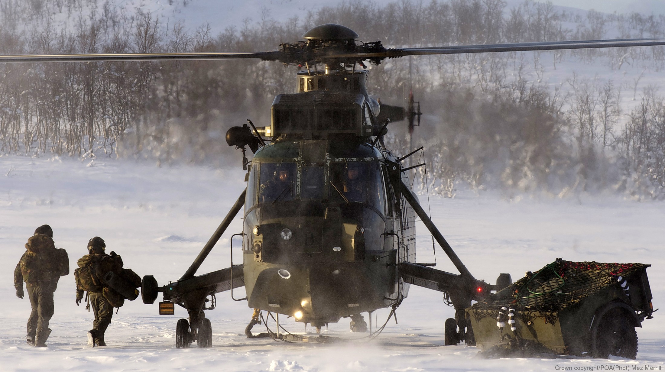 sea king hc.4 helicopter royal navy commando assault marines westland nas squadron rnas 41