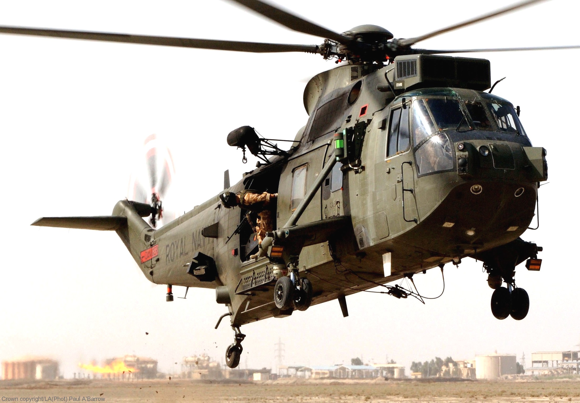 sea king hc.4 helicopter royal navy commando assault marines westland nas squadron rnas 44