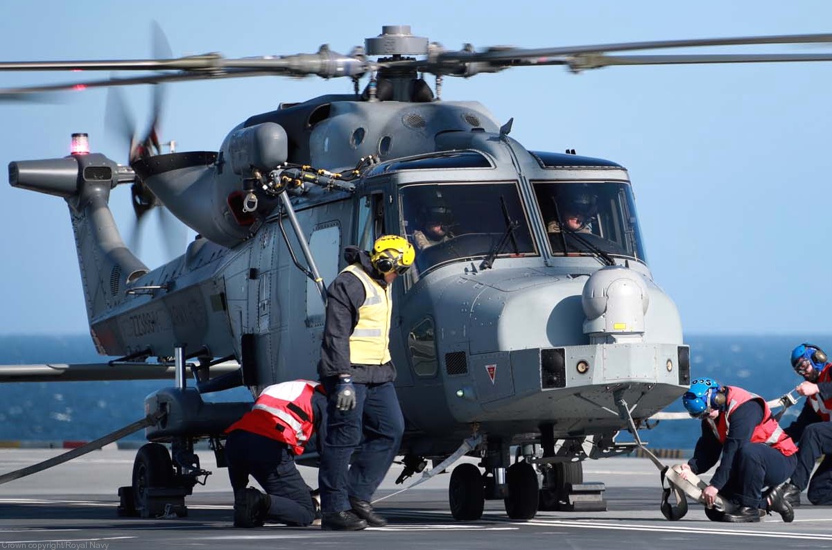wildcat ah1 helicopter royal navy agusta westland aw159 leonardo naval air squadron aac nas rnas yeovilton 12