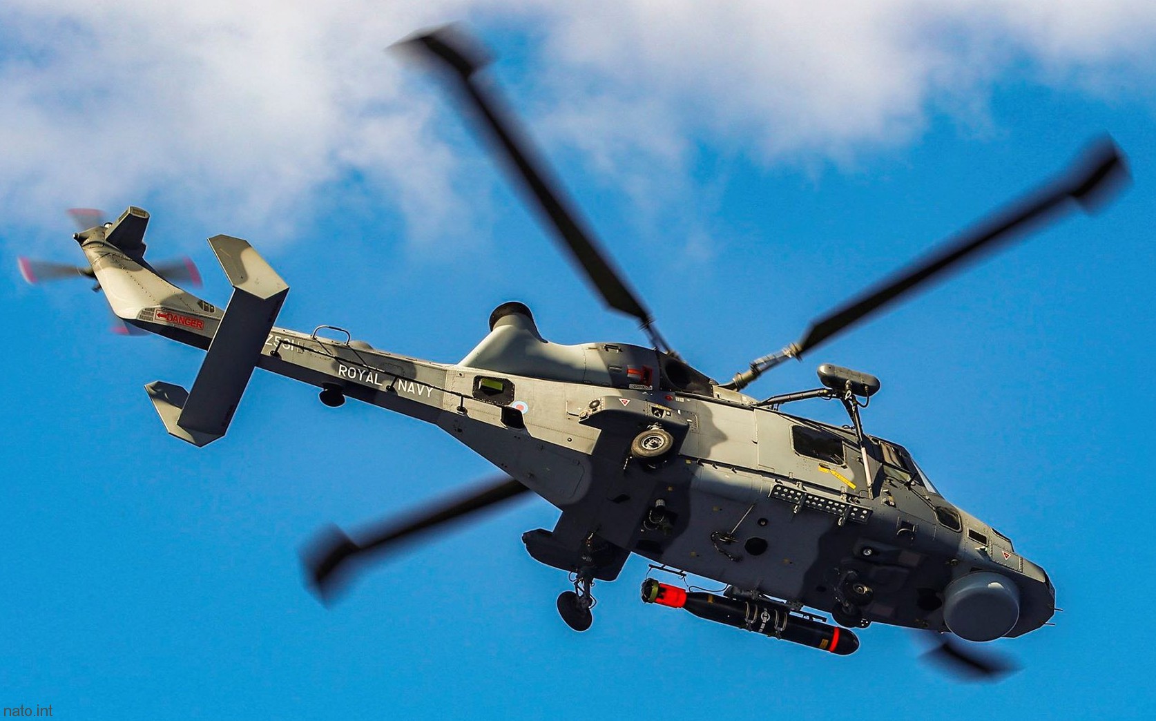 wildcat hma2 helicopter royal navy agusta westland aw159 leonardo naval air squadron nas rnas yeovilton 40 324mm sting ray torpedo