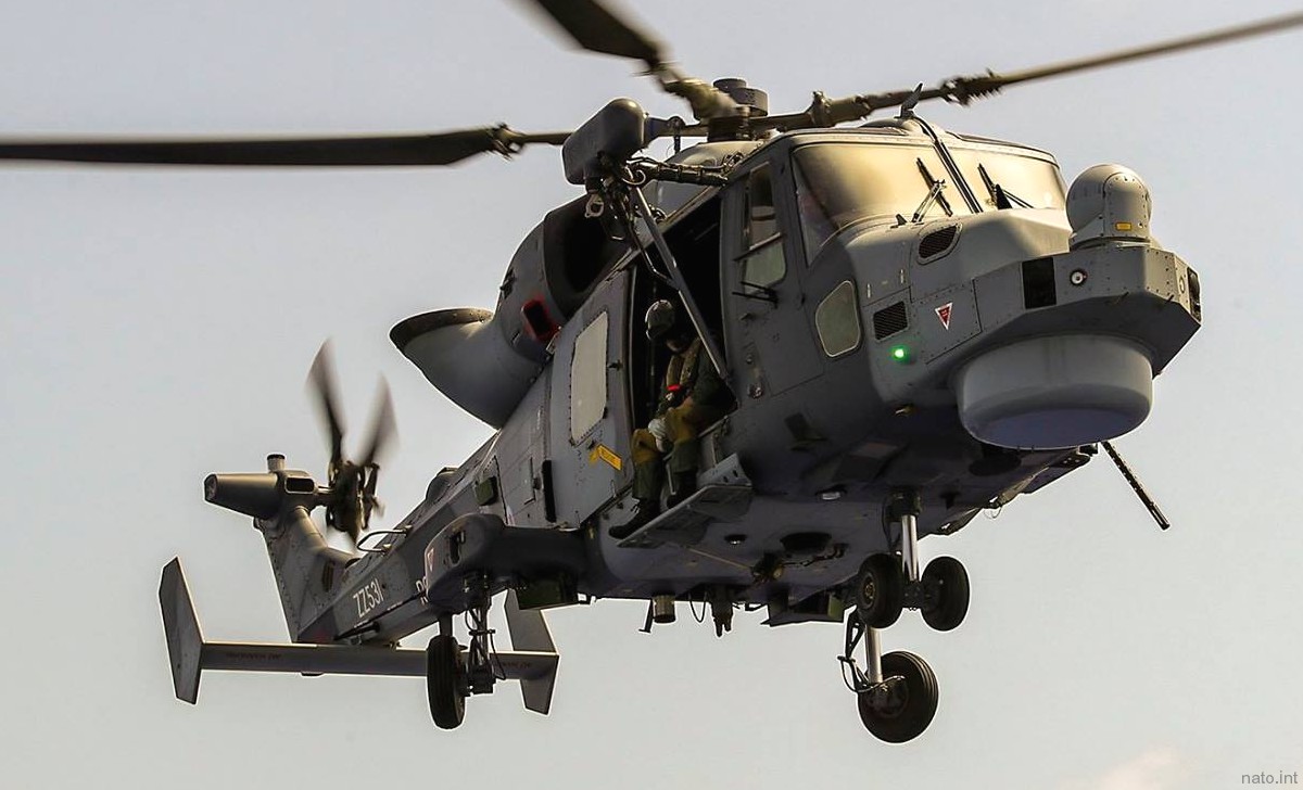 wildcat hma2 helicopter royal navy agusta westland aw159 leonardo naval air squadron nas rnas yeovilton 43
