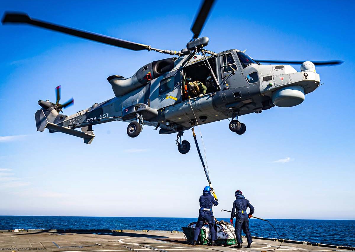 wildcat hma2 helicopter royal navy agusta westland aw159 leonardo naval air squadron nas rnas yeovilton 47