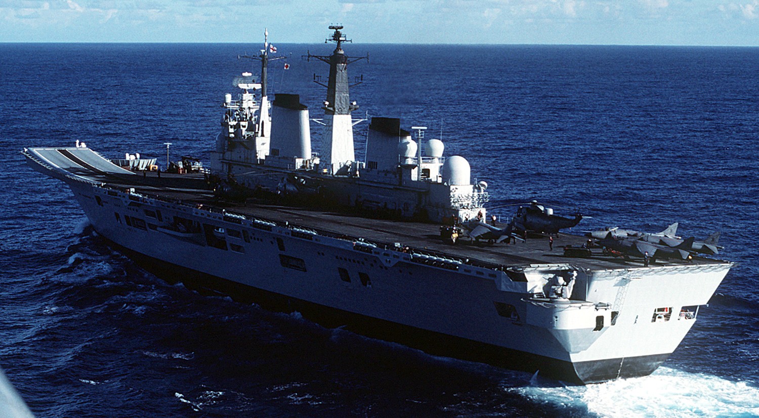 r-05 hms invincible class aircraft carrier royal navy 02