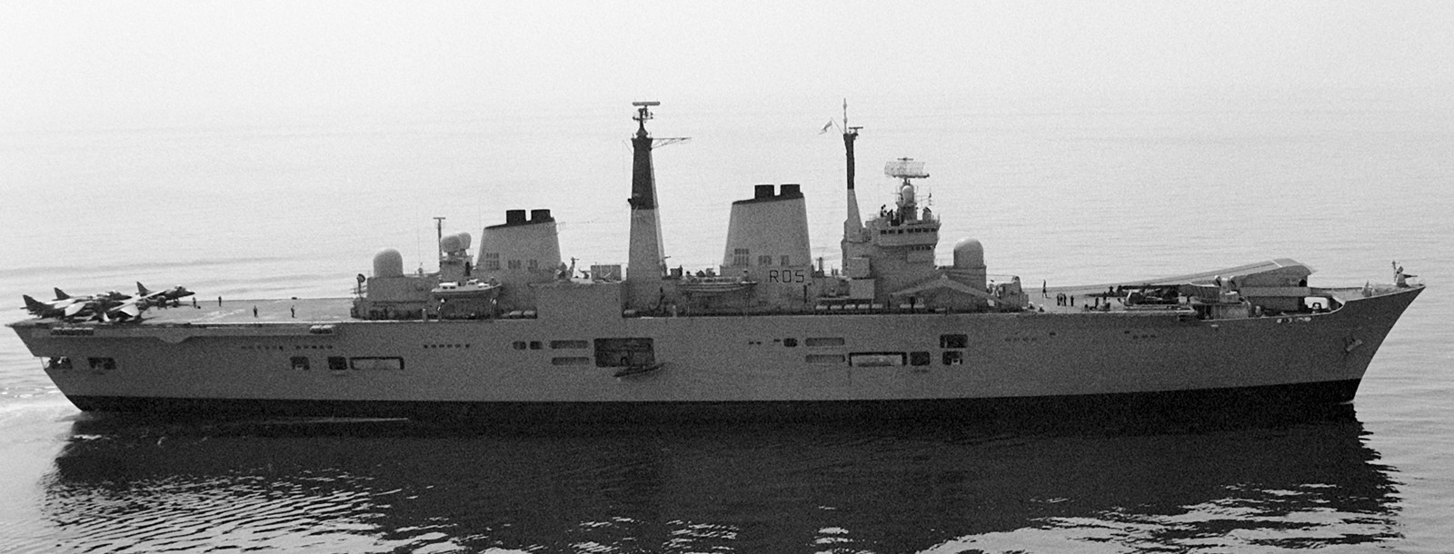 r-05 hms invincible class aircraft carrier royal navy 08