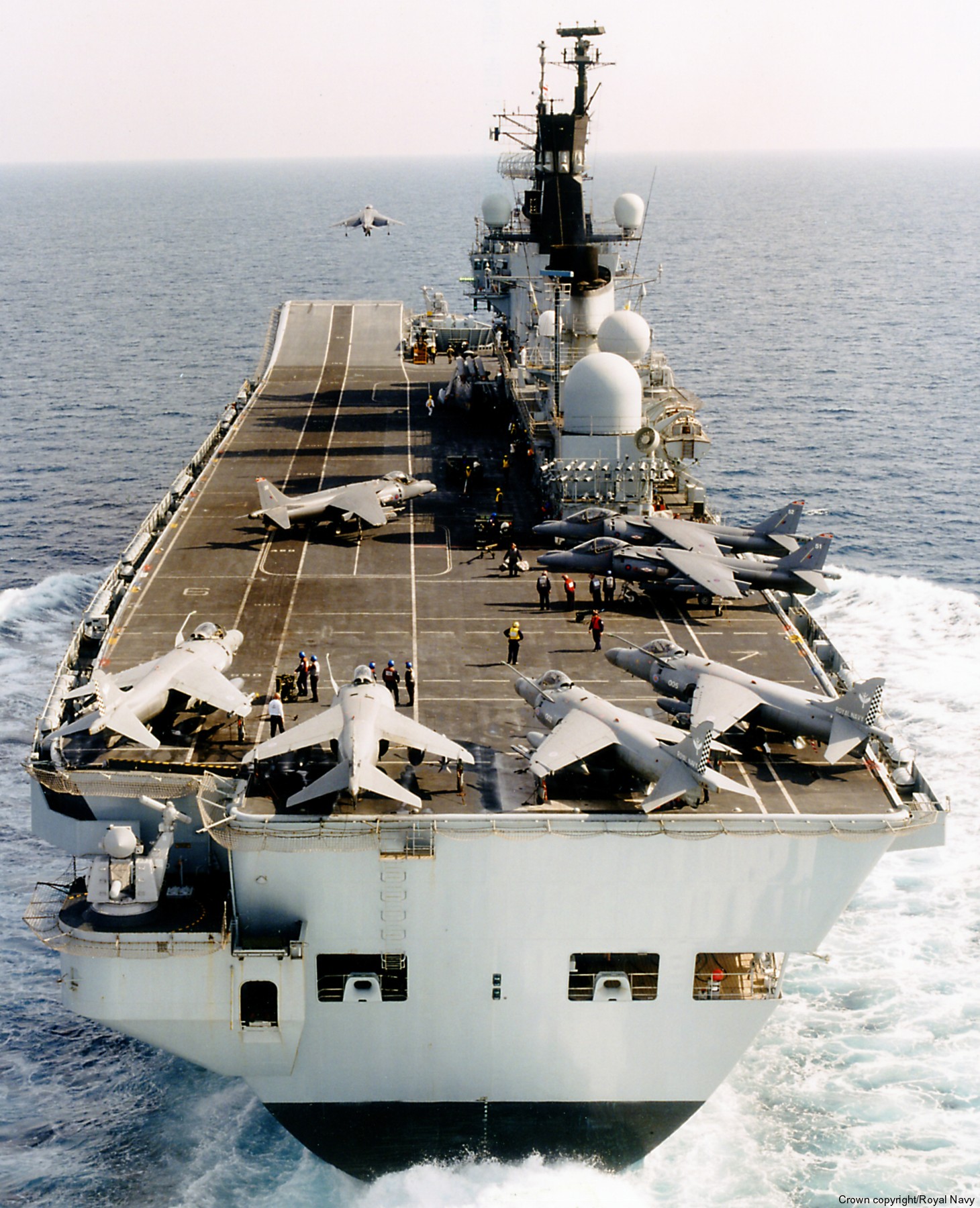 r-06 hms illustrious r06 invincible class aircraft carrier stovl royal navy 72 sea harrier