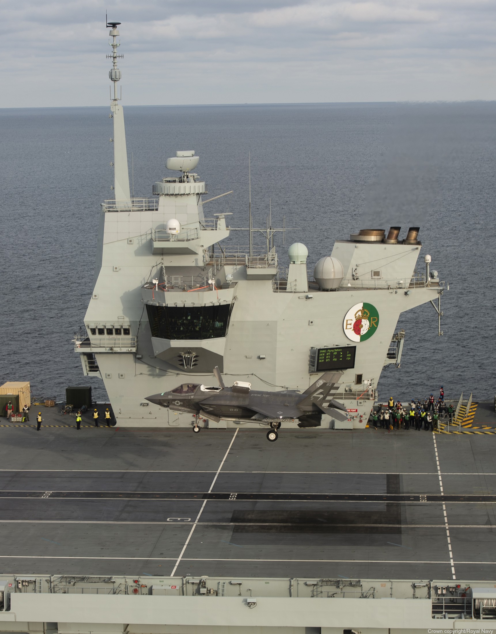 hms queen elizabeth r-08 aircraft carrier royal navy 47