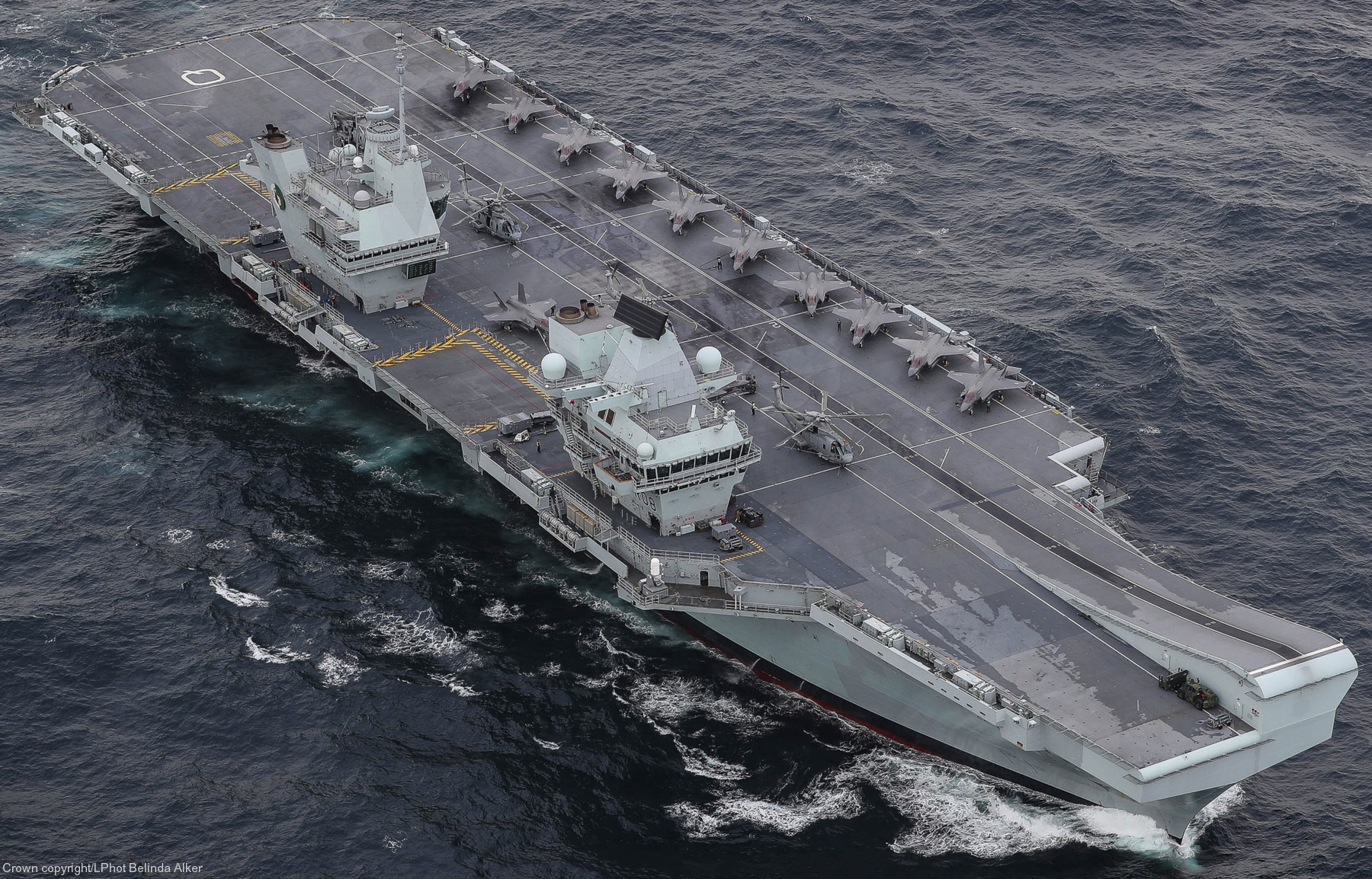 r08 hms queen elizabeth aircraft carrier royal navy 97