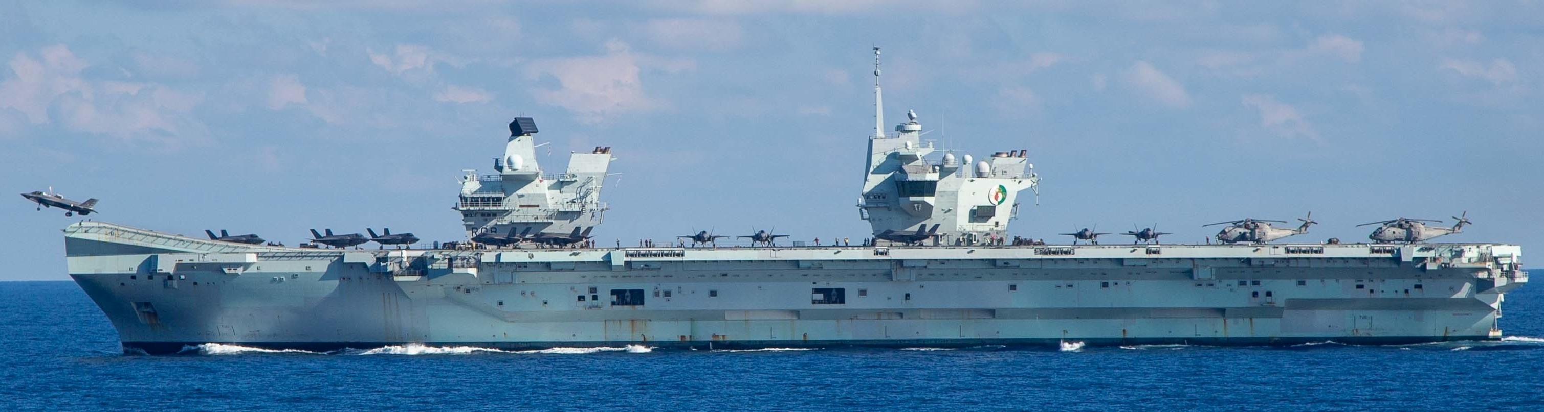 hms queen elizabeth r-08 qnlz aircraft carrier royal navy 124 csg21