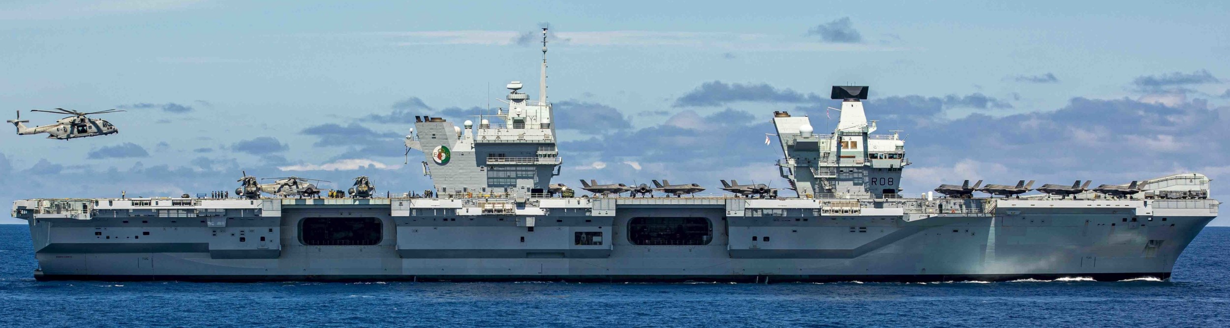 queen elizabeth class aircraft carrier stovl royal navy 129c