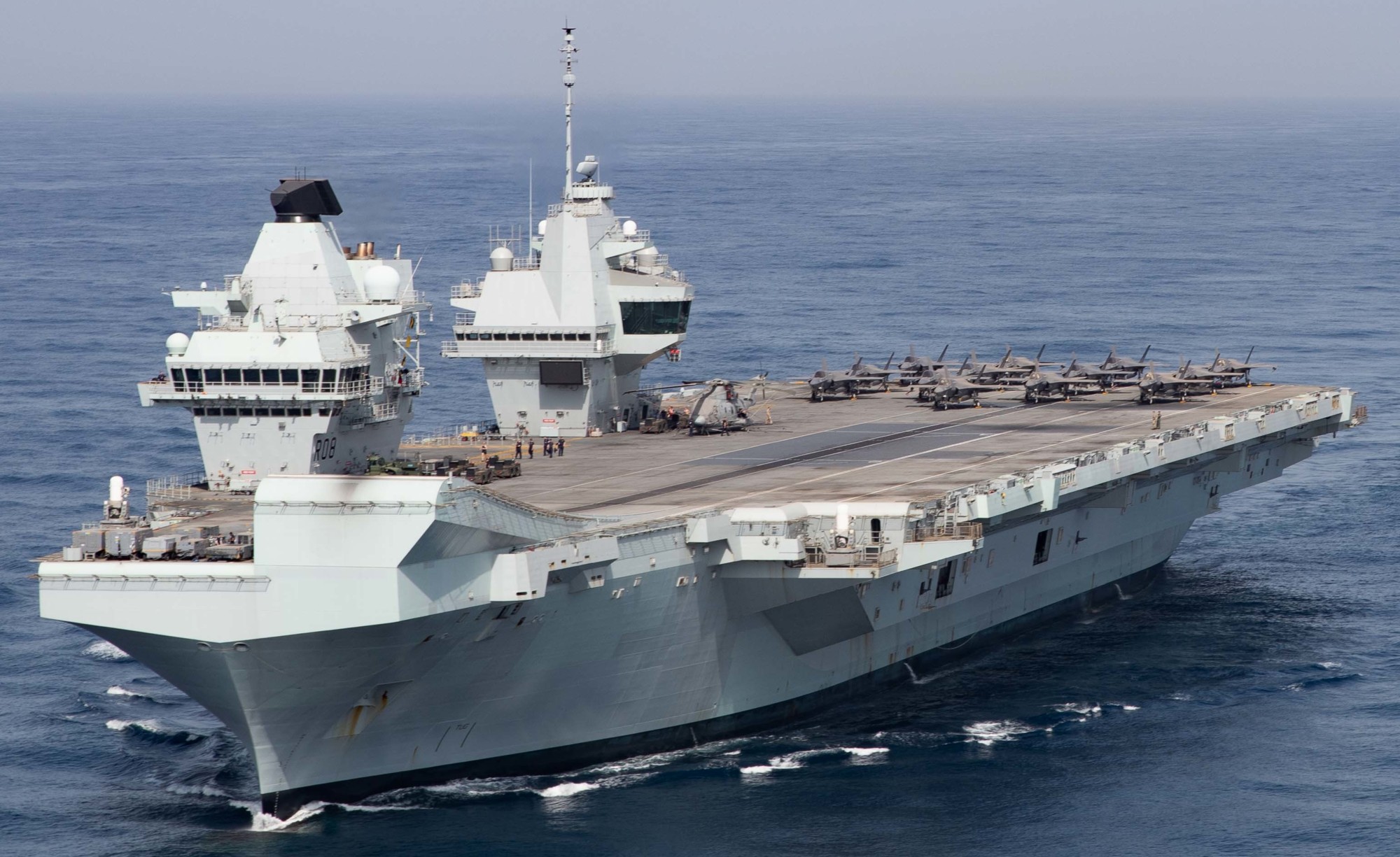 hms queen elizabeth r-08 qnlz aircraft carrier royal navy 133