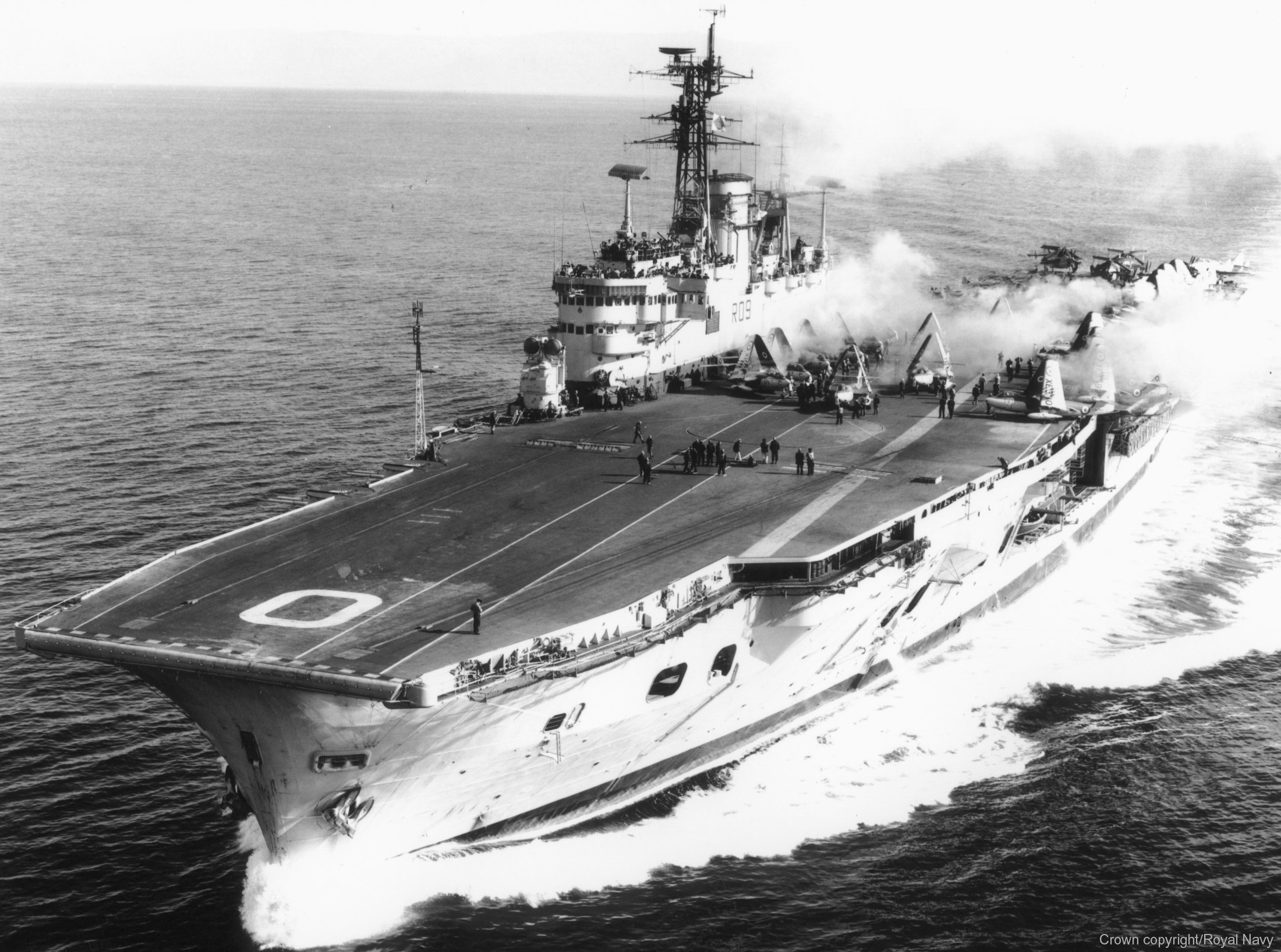 r-09 hms ark royal audacious class aircraft carrier royal navy 11