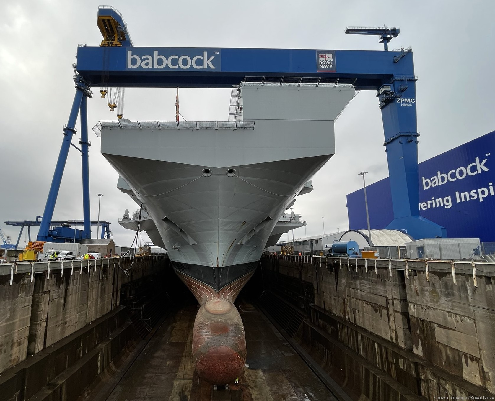r-09 hms prince of wales aircraft carrier royal navy 34 babcock dry dock